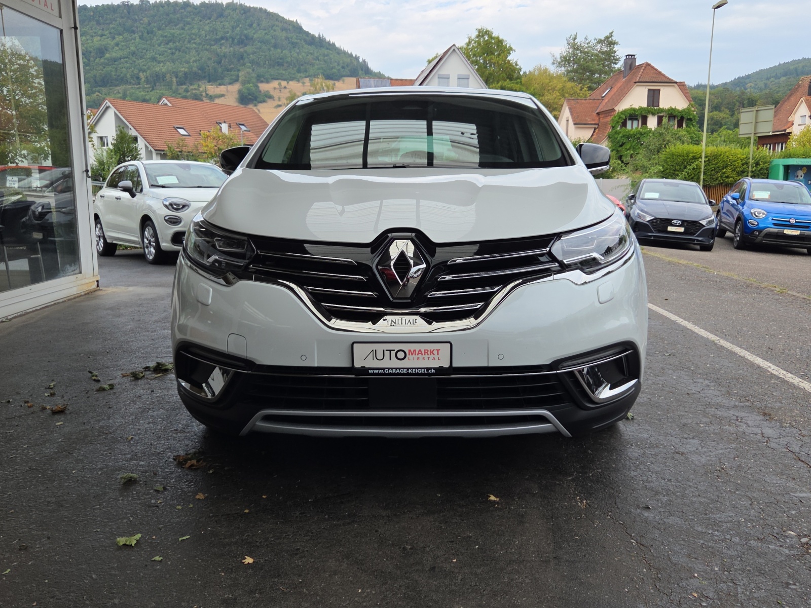 RENAULT Espace 1.8 TCe Initiale EDC-showroom-element-3