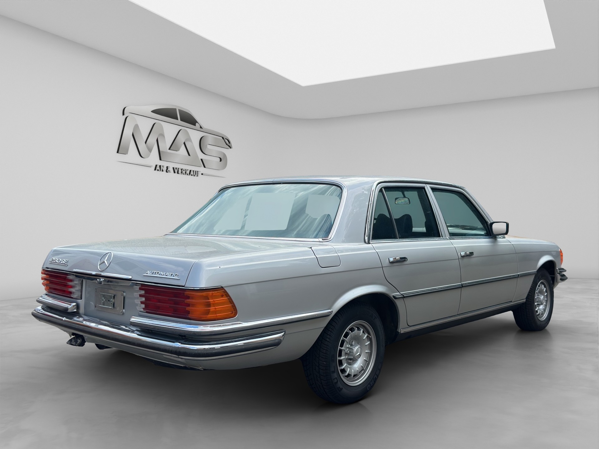 MERCEDES-BENZ 280 SE Automatic-image-5