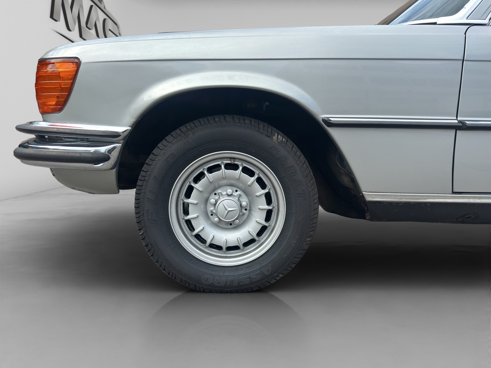 MERCEDES-BENZ 280 SE Automatic-image-13