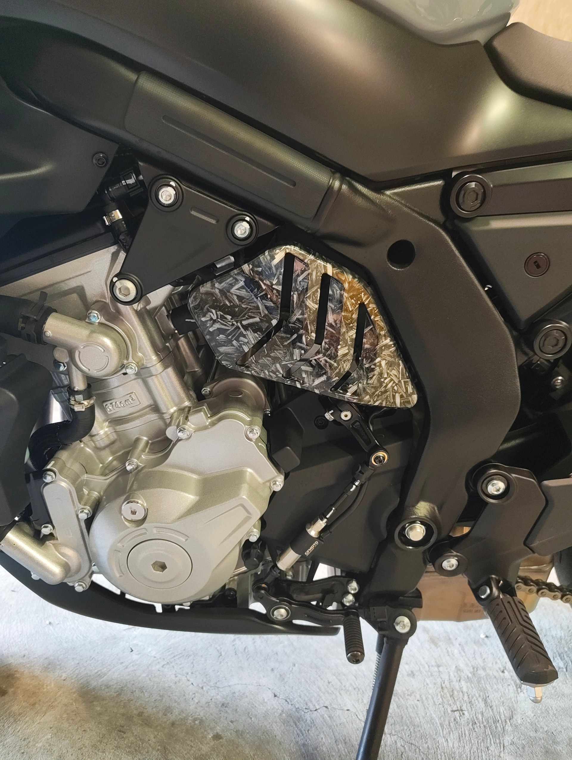 CF MOTO 675NK-image-5