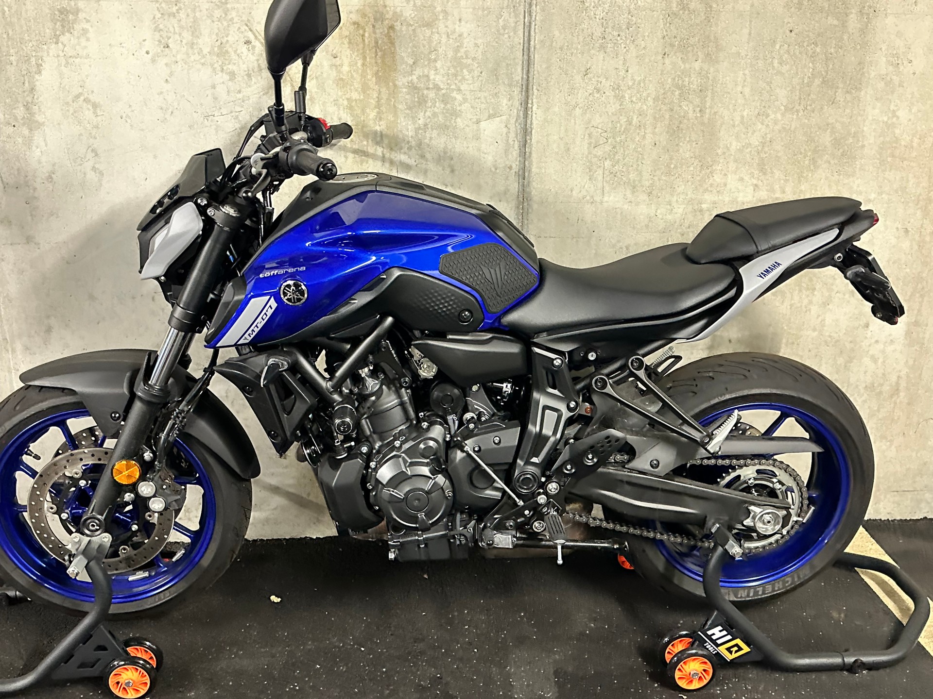 YAMAHA MT-07-image-10