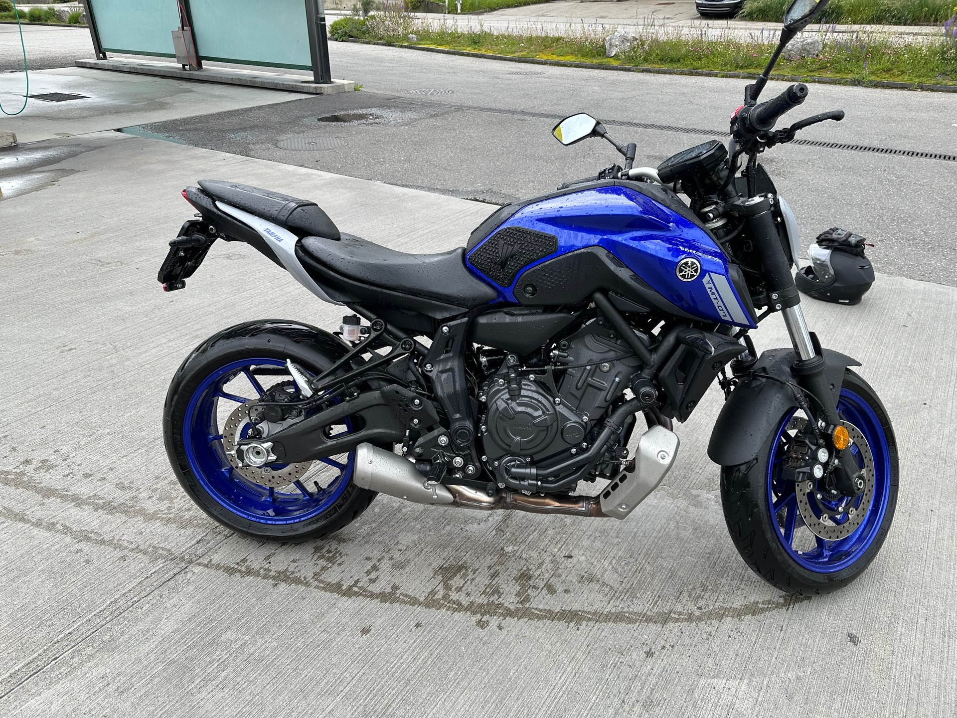 YAMAHA MT-07-image-2
