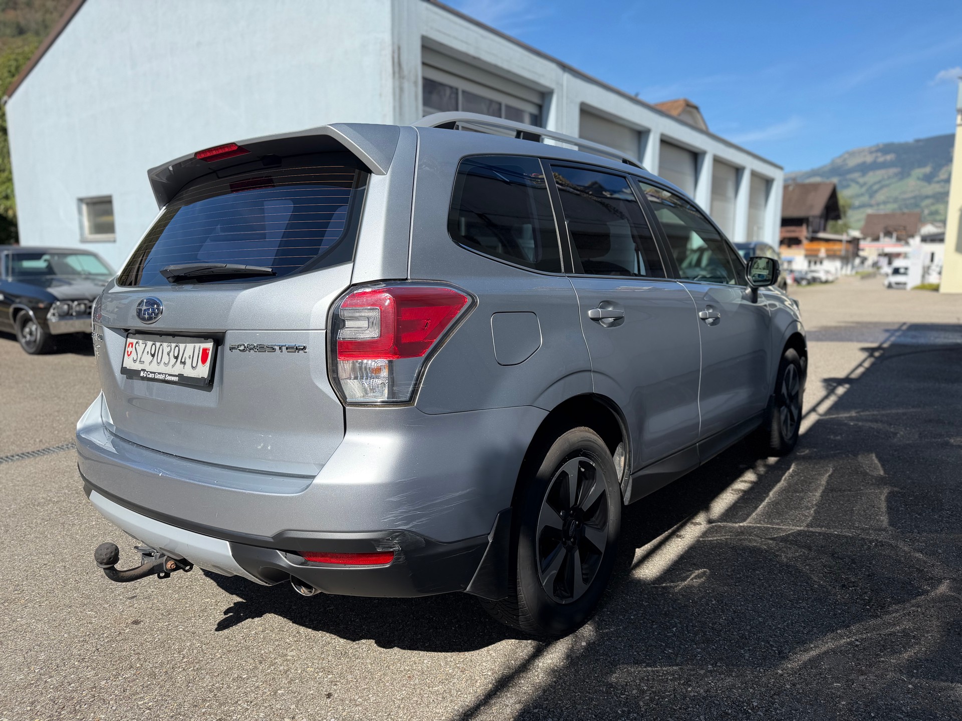SUBARU Forester 2.0i Swiss Lineartronic-showroom-element-3