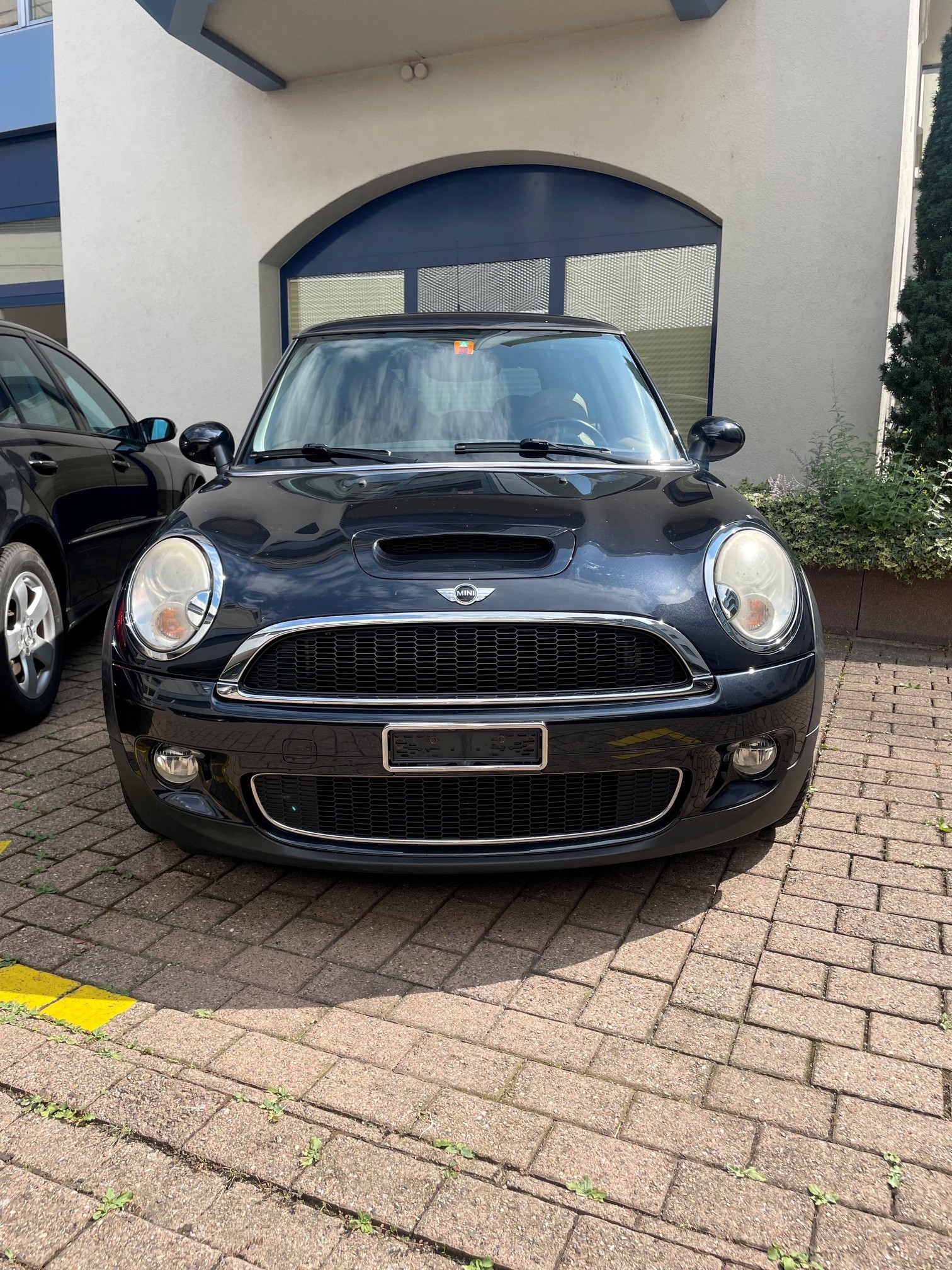 MINI 1.6i Cooper S-image-1