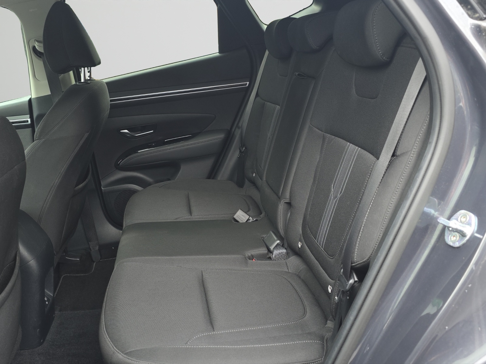 HYUNDAI Tucson 1.6 TGDI HEV Amplia 4WD-image-11