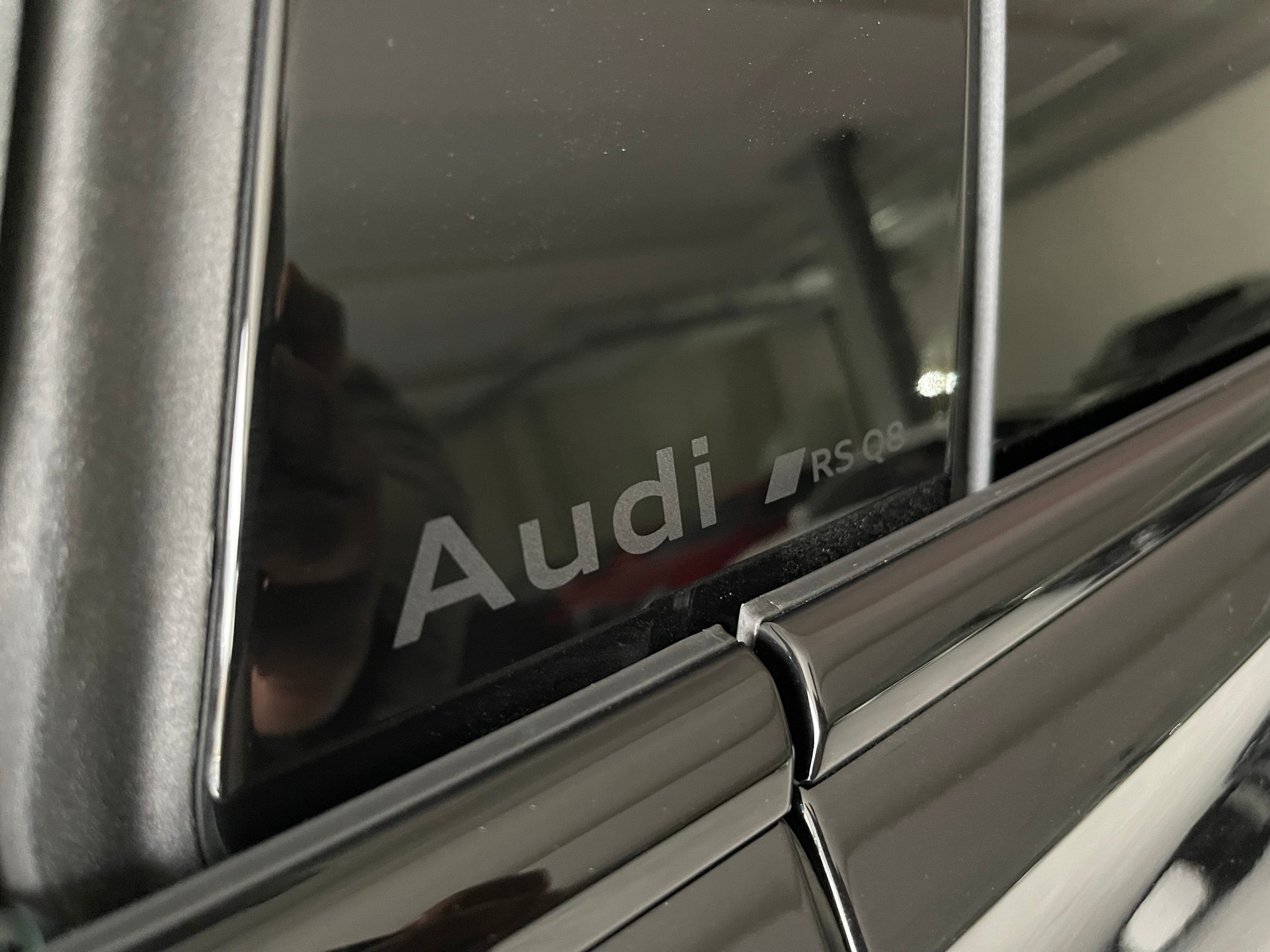 AUDI RSQ8 quattro Vollausstattung + ABT 720 PS / 920 NM - Faceliftmodell-showroom-element-2