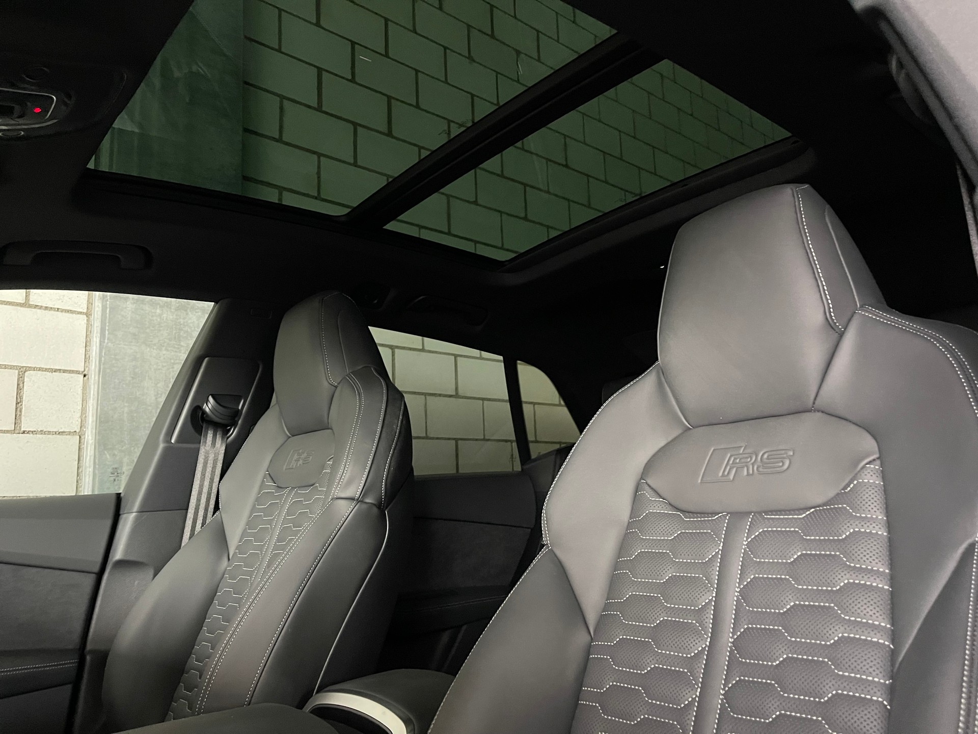 AUDI RSQ8 quattro Vollausstattung + ABT 720 PS / 920 NM - Faceliftmodell-image-7