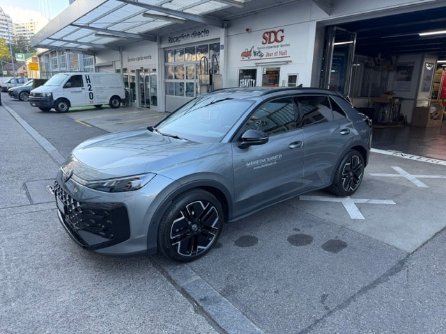 VW T-Roc 1.5 eTSI mHEV R-Line DSG-image-2