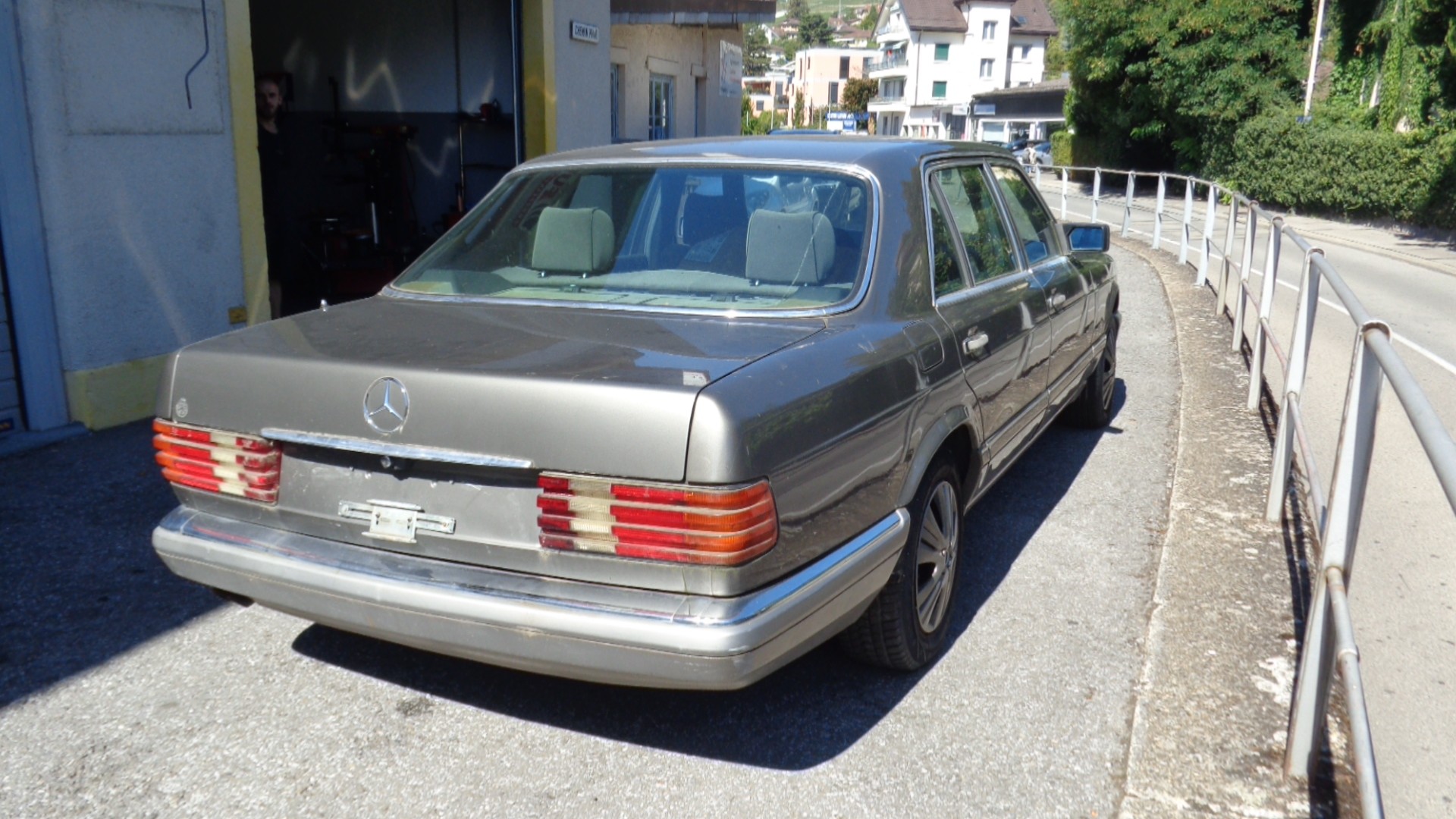 MERCEDES-BENZ 500 SEL