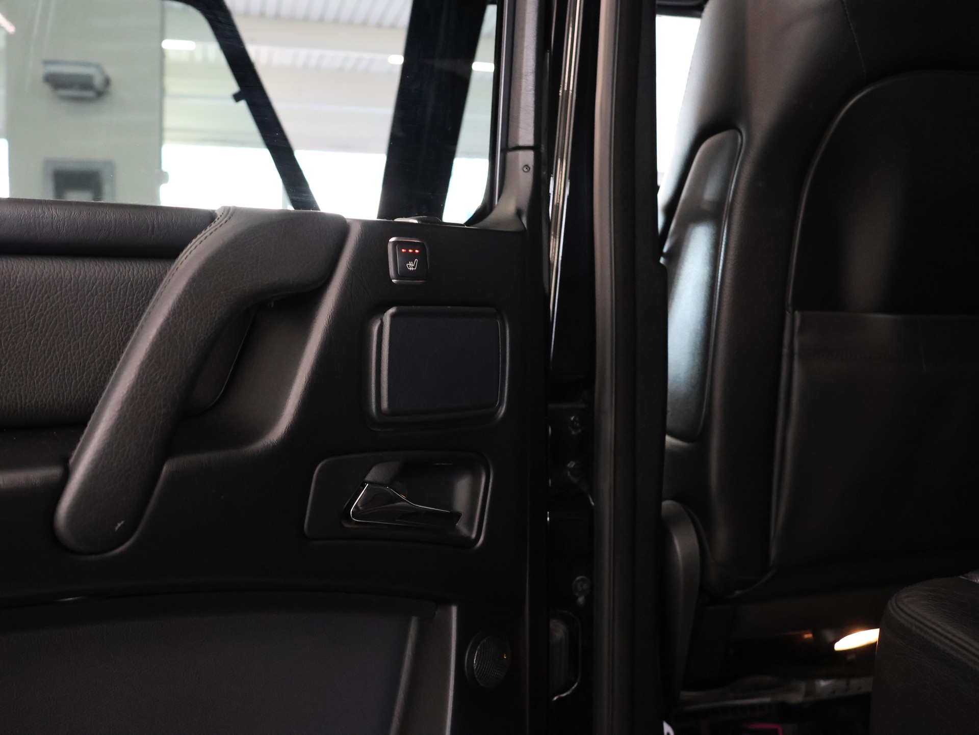 MERCEDES-BENZ G 500 7G-Tronic *CHROM-PAKET*-image-34