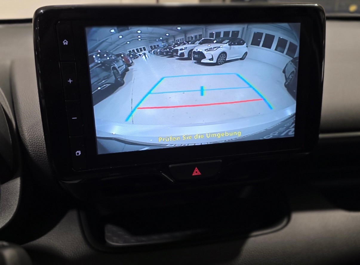 TOYOTA Yaris 1.5 VVT-i HSD CVT Teamplayer-image-13