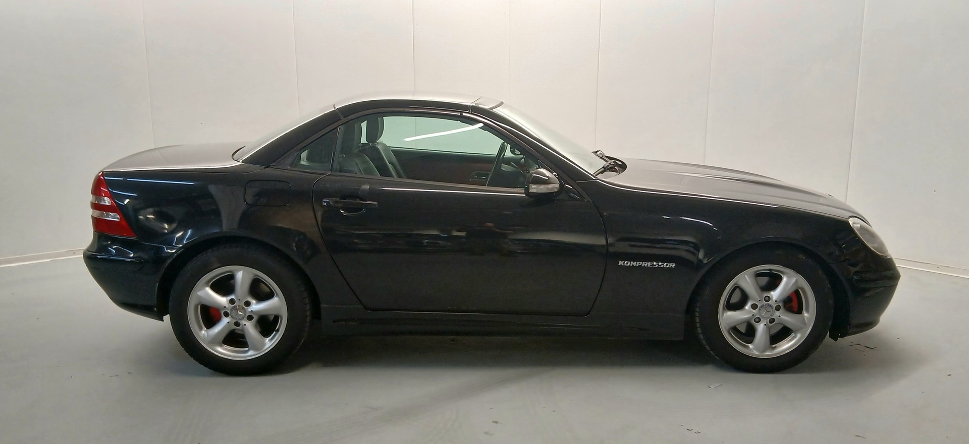 MERCEDES-BENZ SLK 200 Kompressor-showroom-element-3