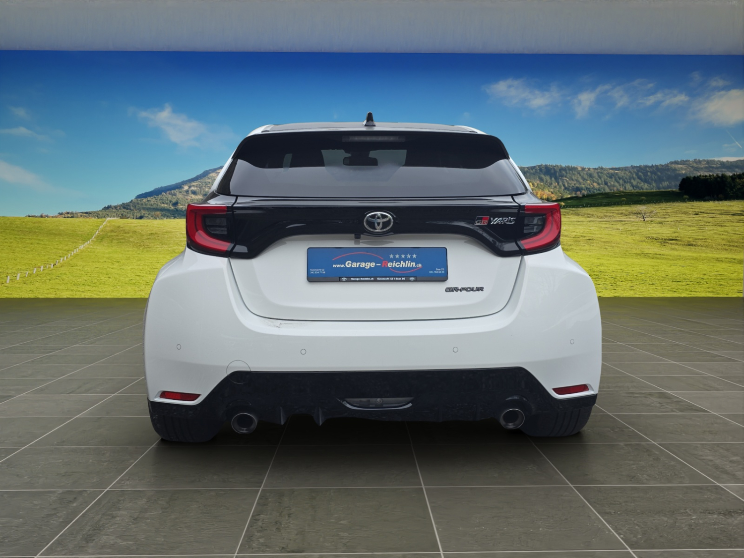 TOYOTA GR Yaris 1.6 Turbo Sport 4x4-showroom-element-3