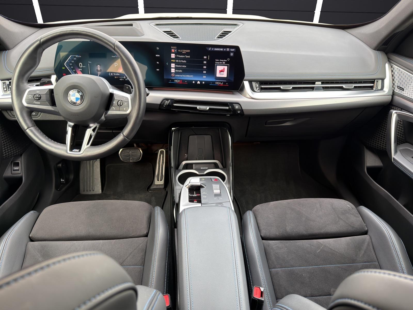 BMW X1 20d xDrive paddles-image-11