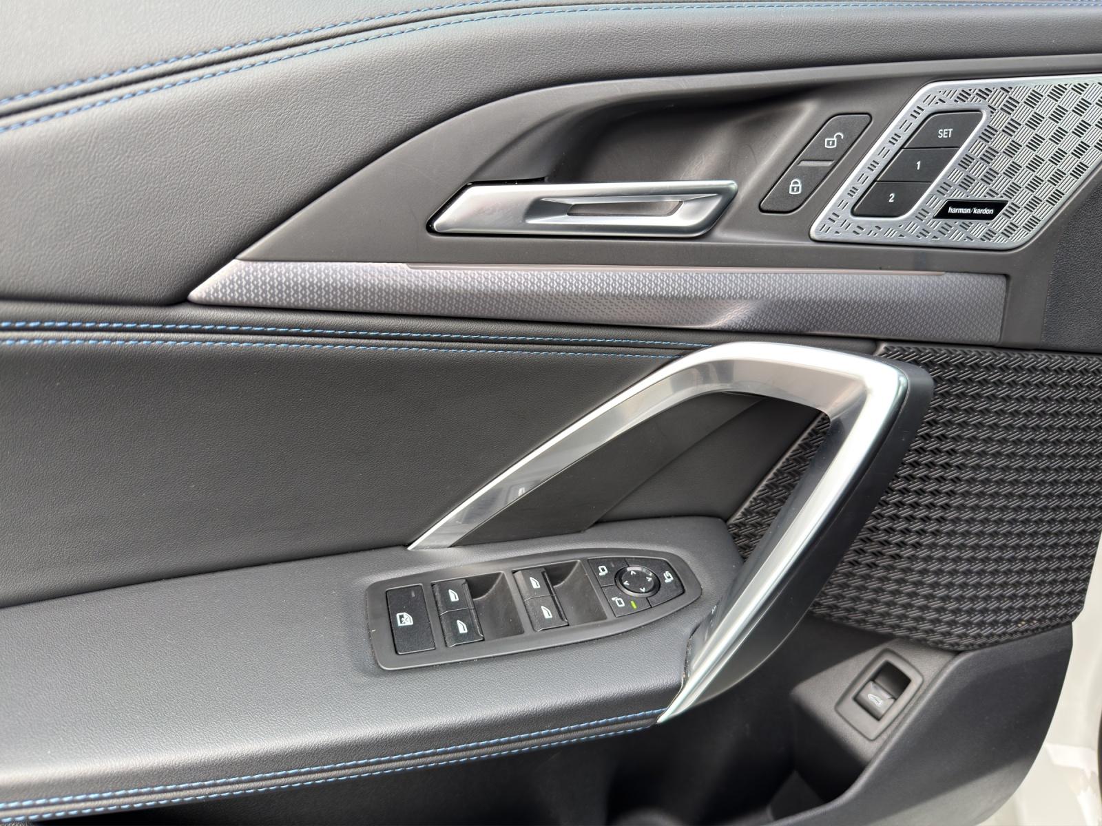 BMW X1 20d xDrive paddles-image-7