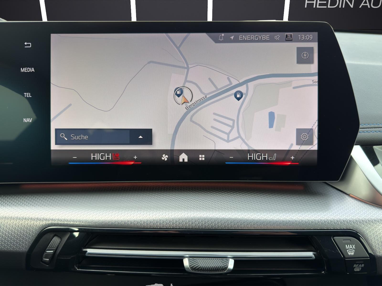 BMW X1 20d xDrive paddles-image-12
