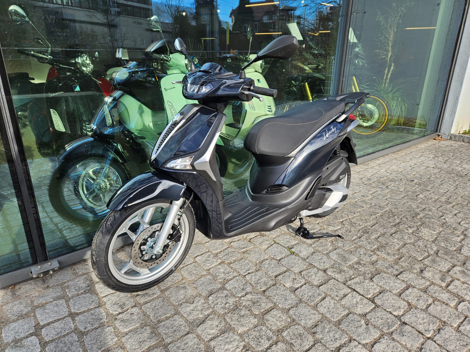 PIAGGIO Liberty 125 E5+-image-7