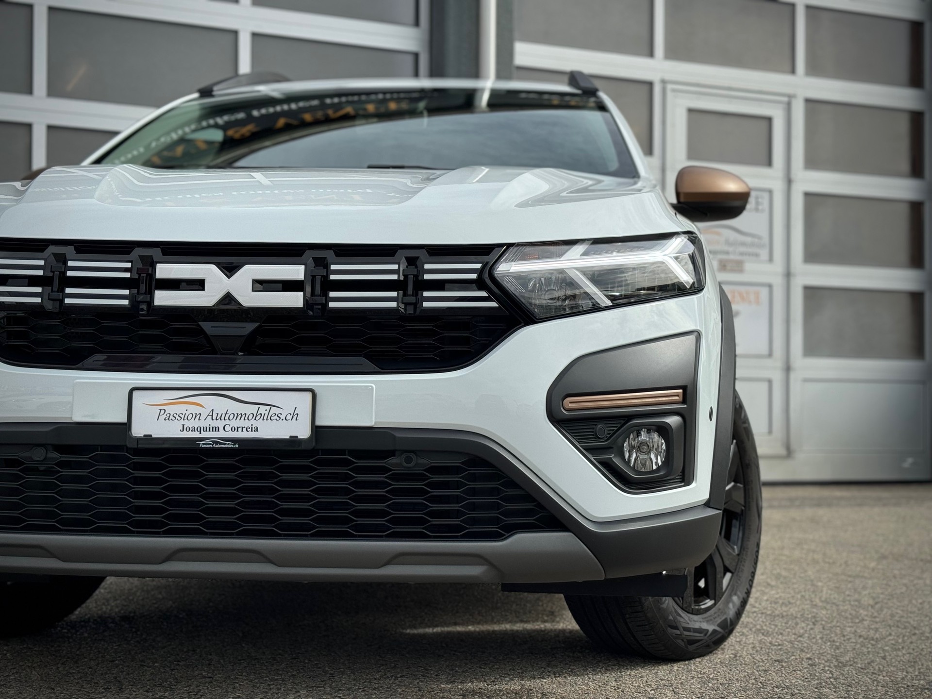 DACIA Jogger HEV 140 Extreme - Véhicule Suisse (CH)-image-4