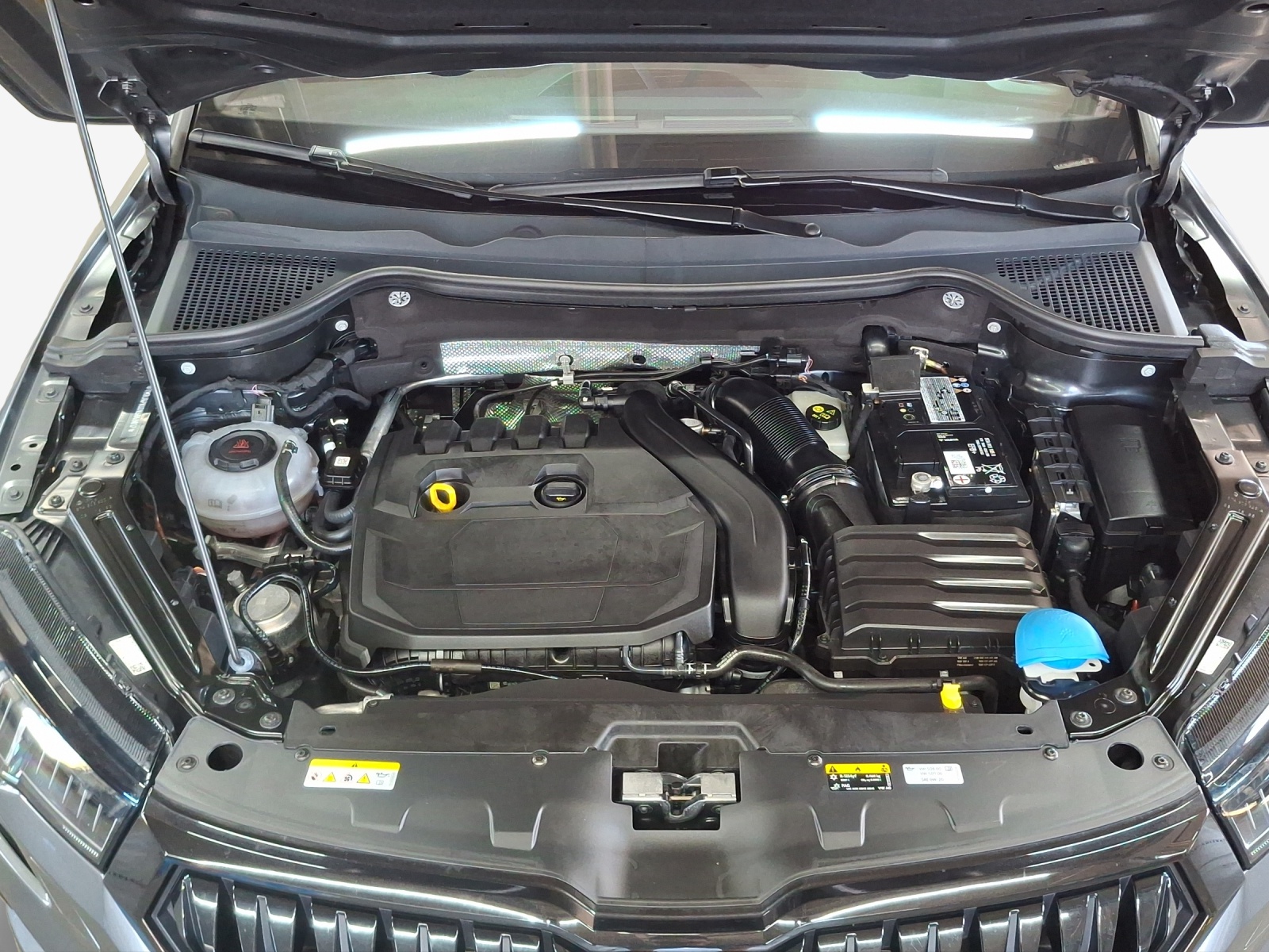 SKODA Karoq 1.5 TSI SportLine DSG-image-15