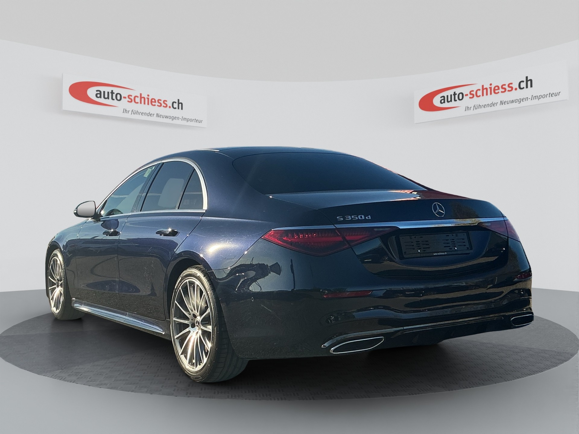MERCEDES-BENZ S 350 d AMG Line 9G-Tronic-showroom-element-3