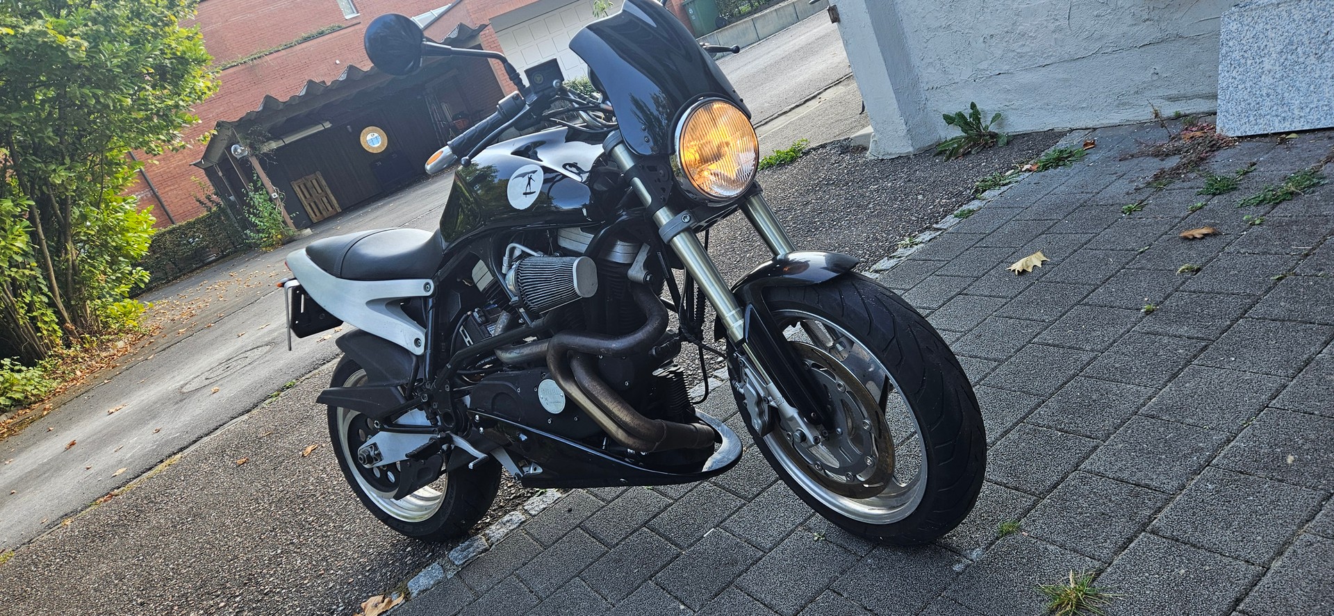 BUELL Lightning-image-1