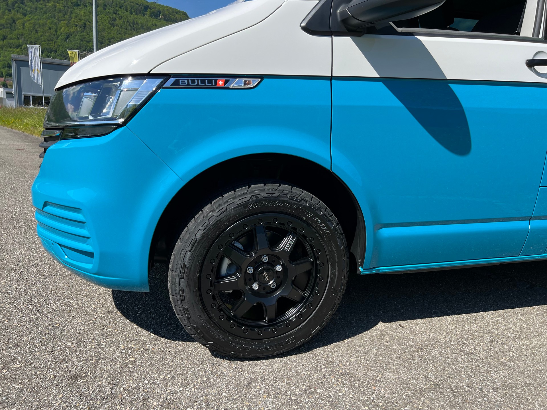 VW VW T6.1 "BULLI BUS" BI COLOR .AUTOMAT. 9 PLÄTZER. 18" ALU NEU. CH WAGEN. TOP GEPFLEGT. MIT GARANTIE. LEASING 450.--image-16