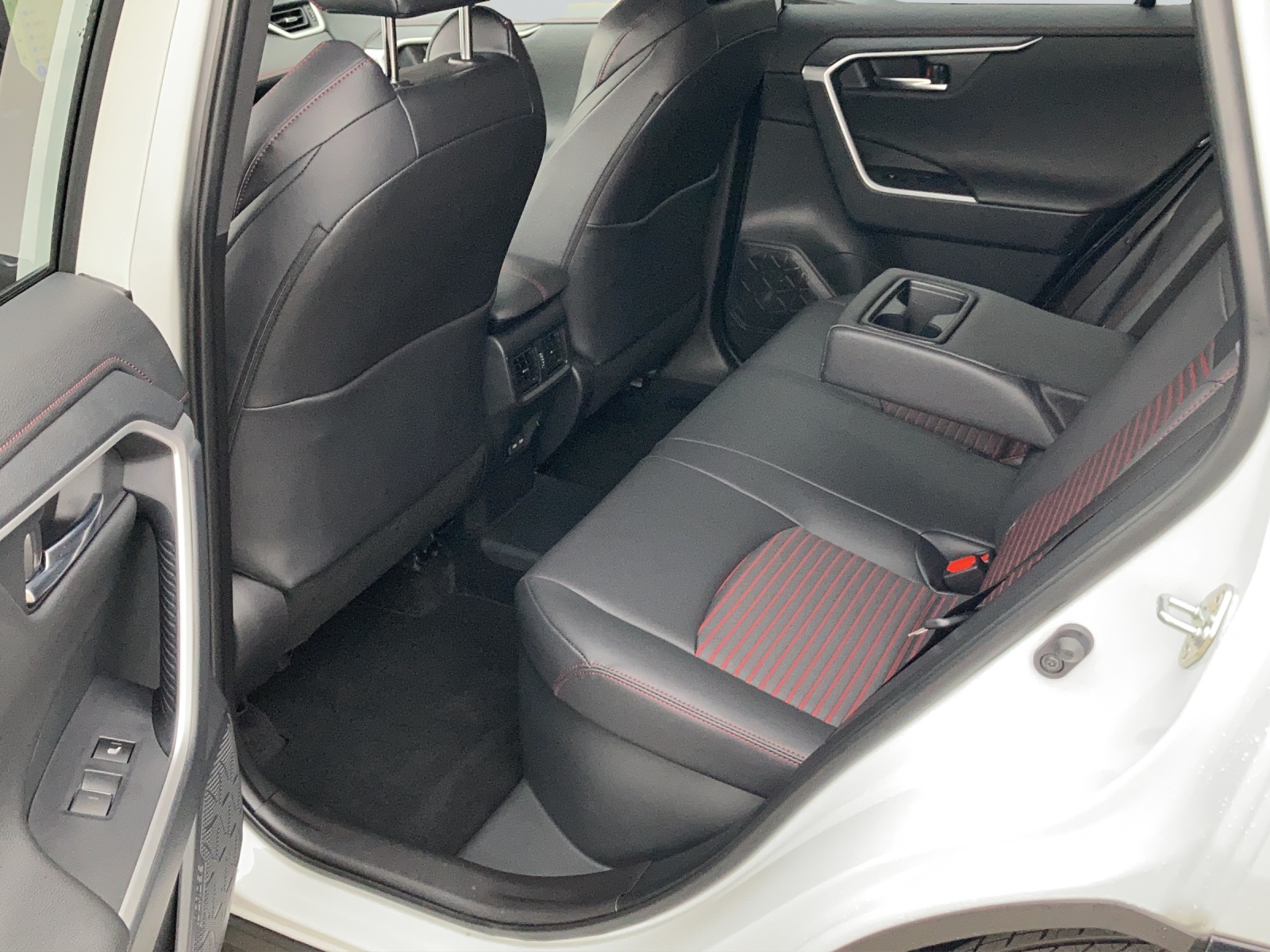 SUZUKI Across 2.5 PHEV Compact Top 4x4-image-7