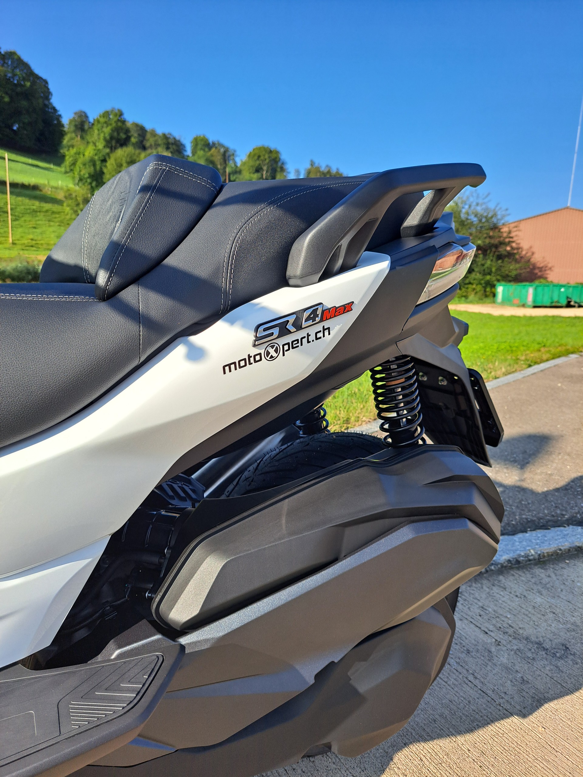 VOGE SR4 Max Luxury-image-4