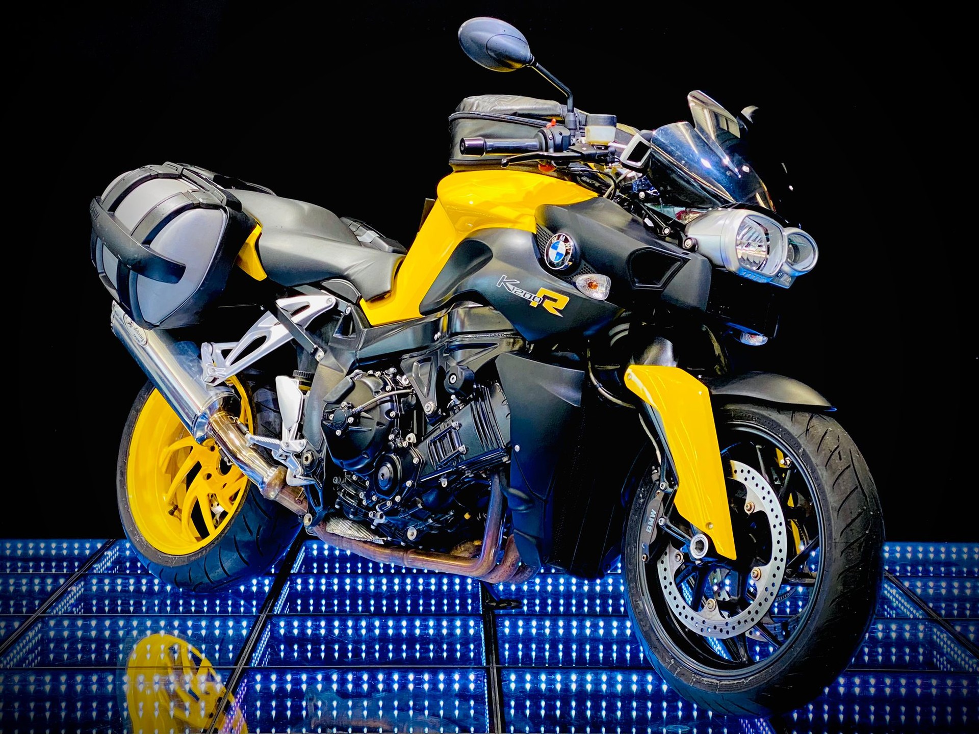 BMW K1200R