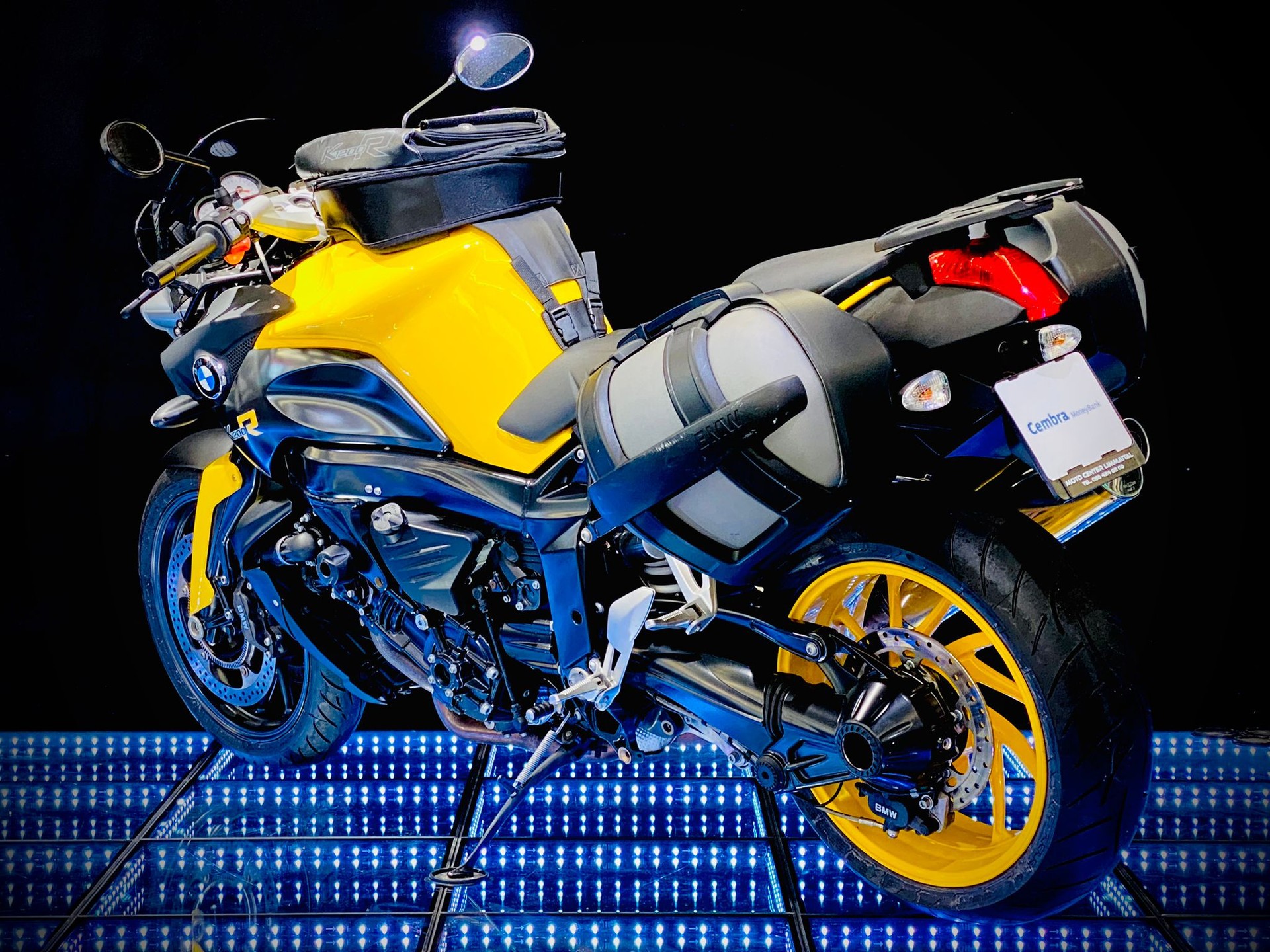 BMW K1200R-image-4