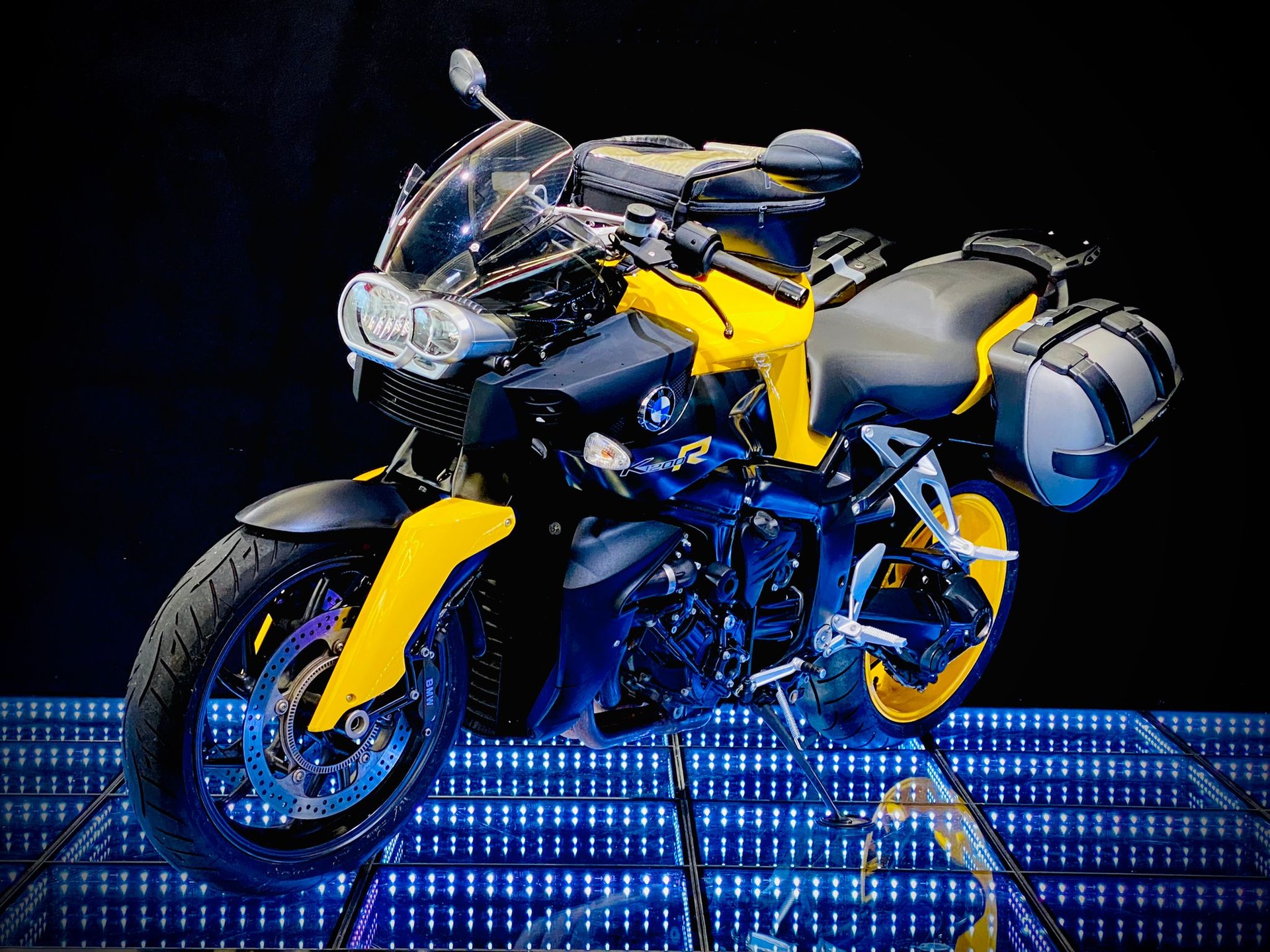 BMW K1200R-image-1