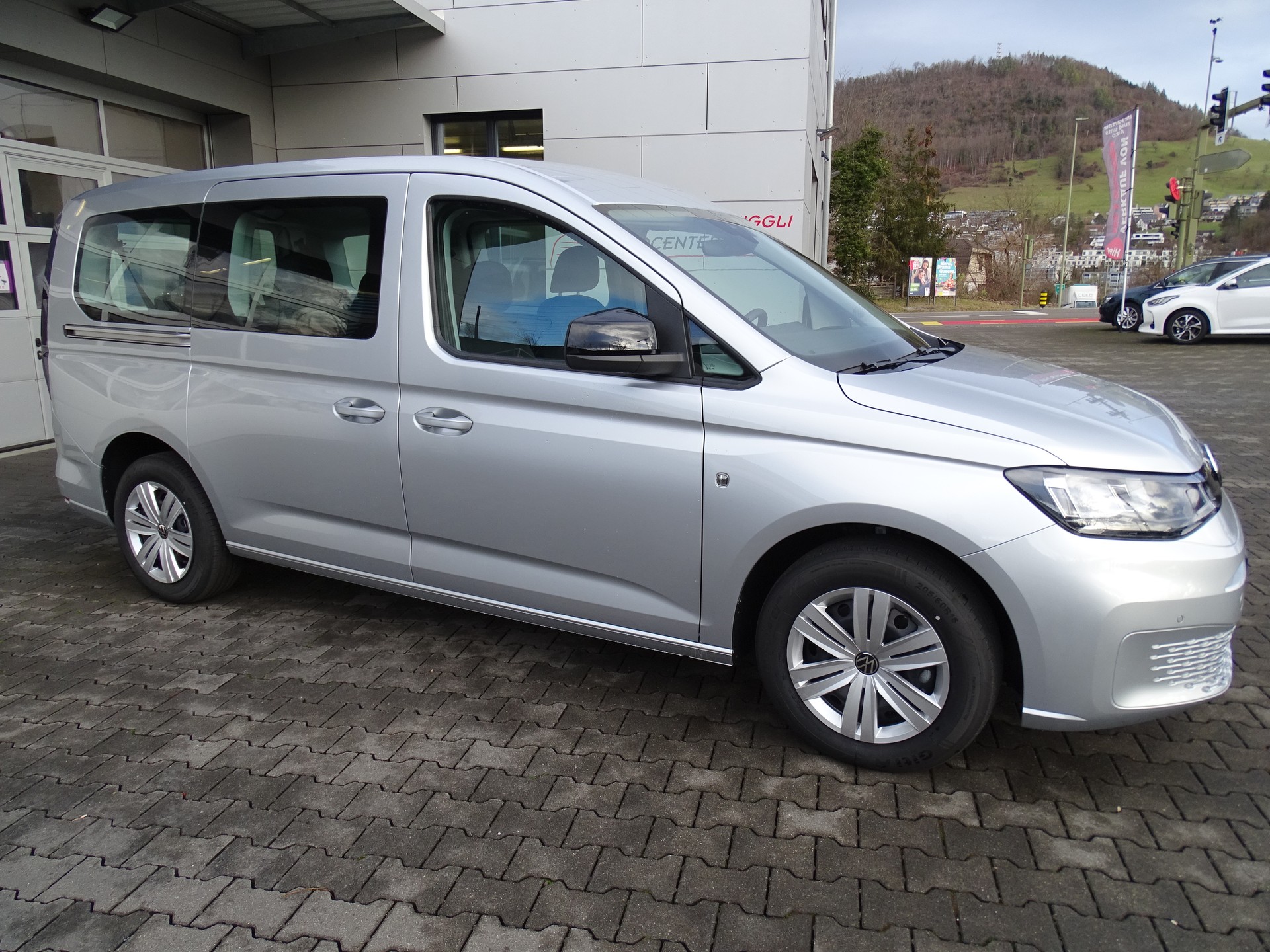 VW Caddy Maxi 1.5 TSI DSG-showroom-element-2