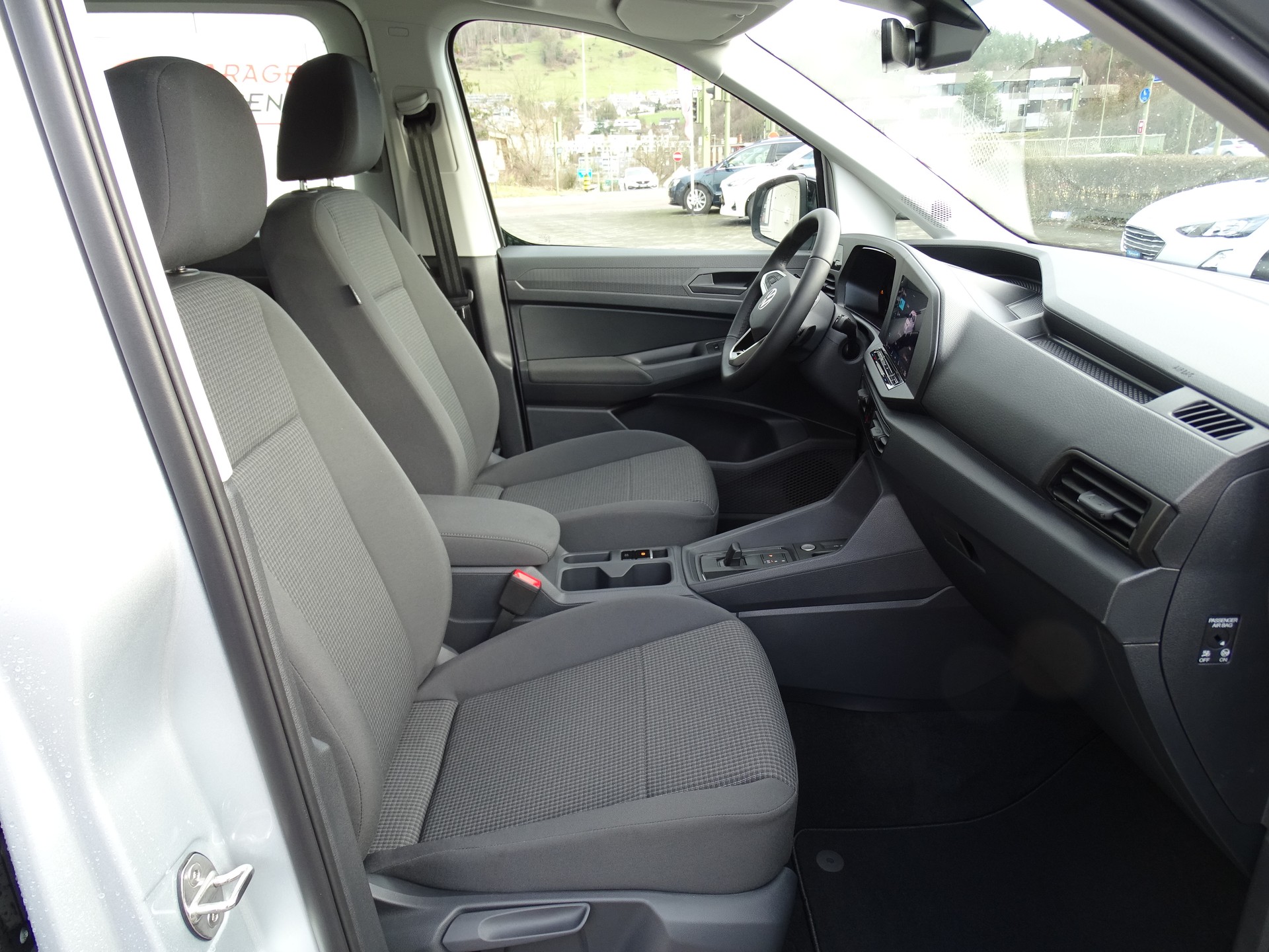 VW Caddy Maxi 1.5 TSI DSG-image-22