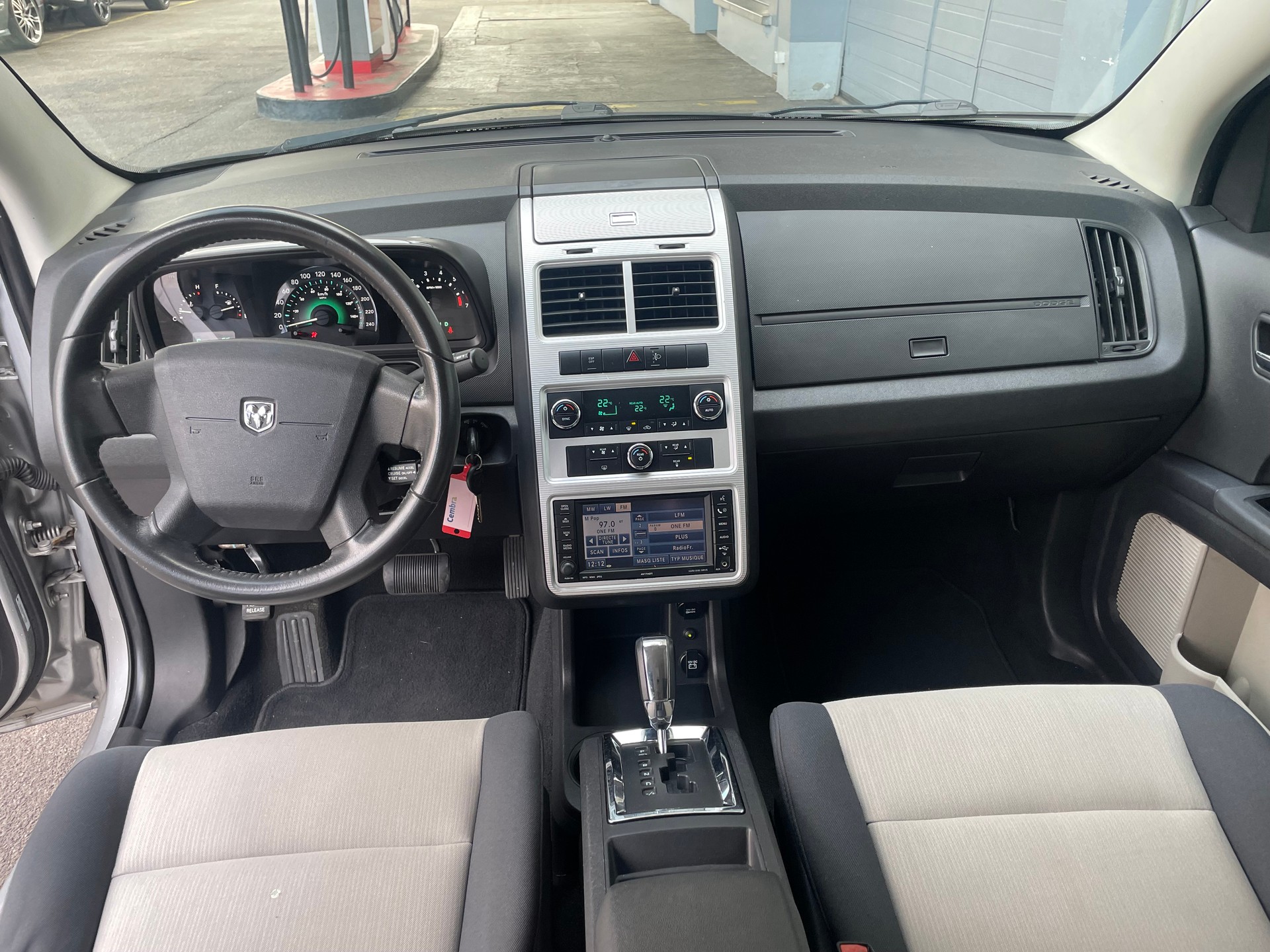DODGE Journey 2.7 V6 E85 SXT Automatic-image-8