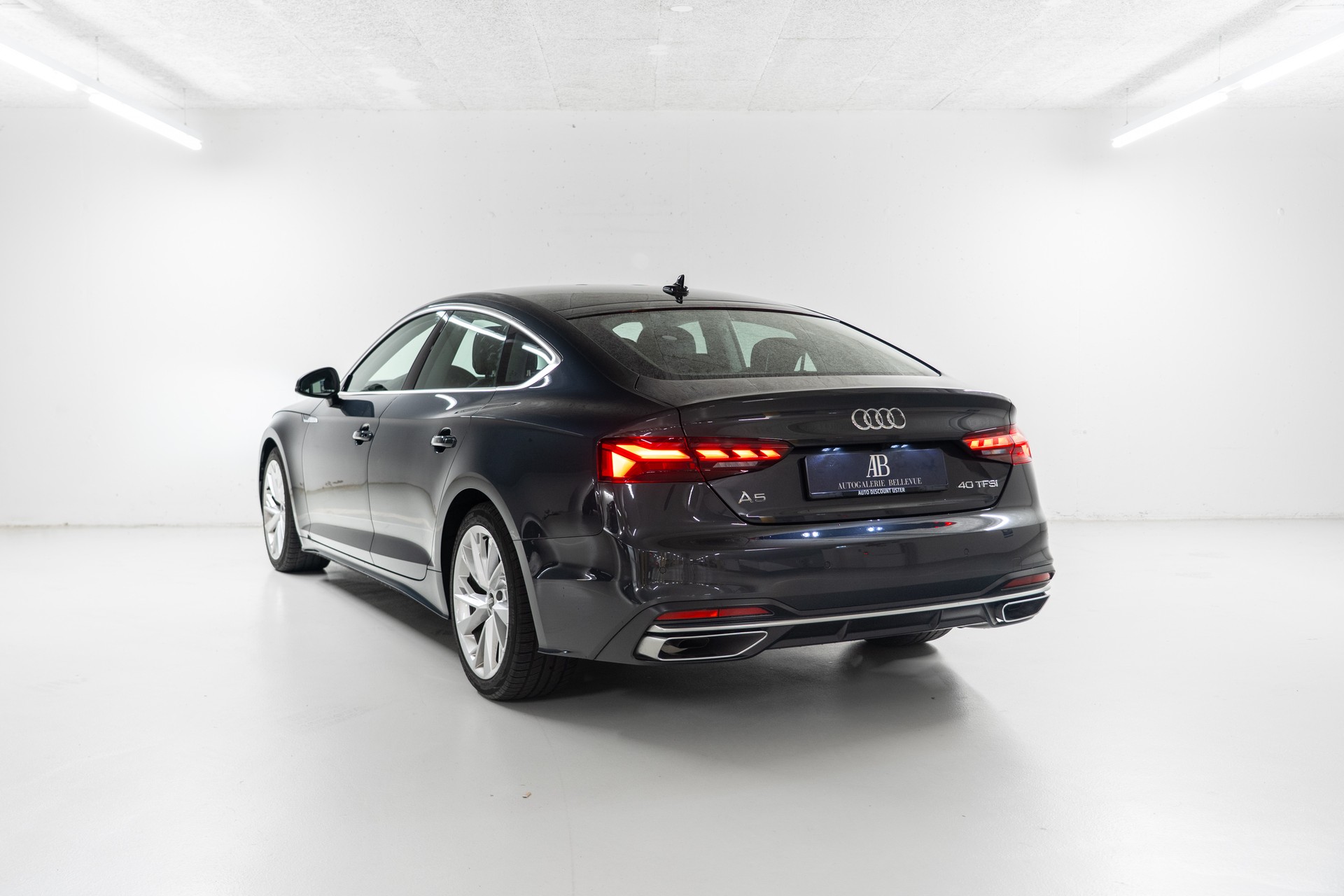 AUDI A5 Sportback 40 TFSI S-tronic-image-4