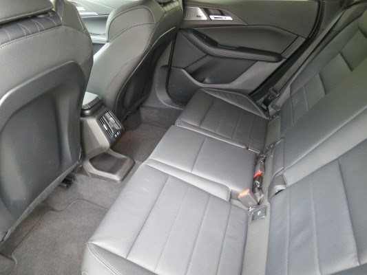 BMW 223d AT xDr M Sport DKG-image-10