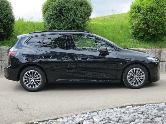 BMW 223d AT xDr M Sport DKG-showroom-element-2