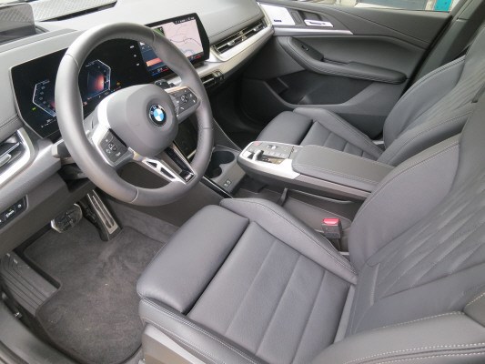 BMW 223d AT xDr M Sport DKG-image-6