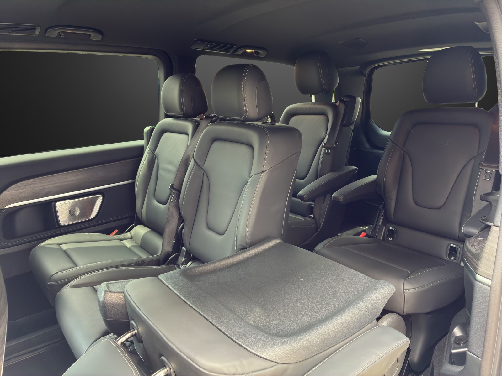 MERCEDES-BENZ V 300 d lang Exclusive 4Matic 9G-Tronic-image-7