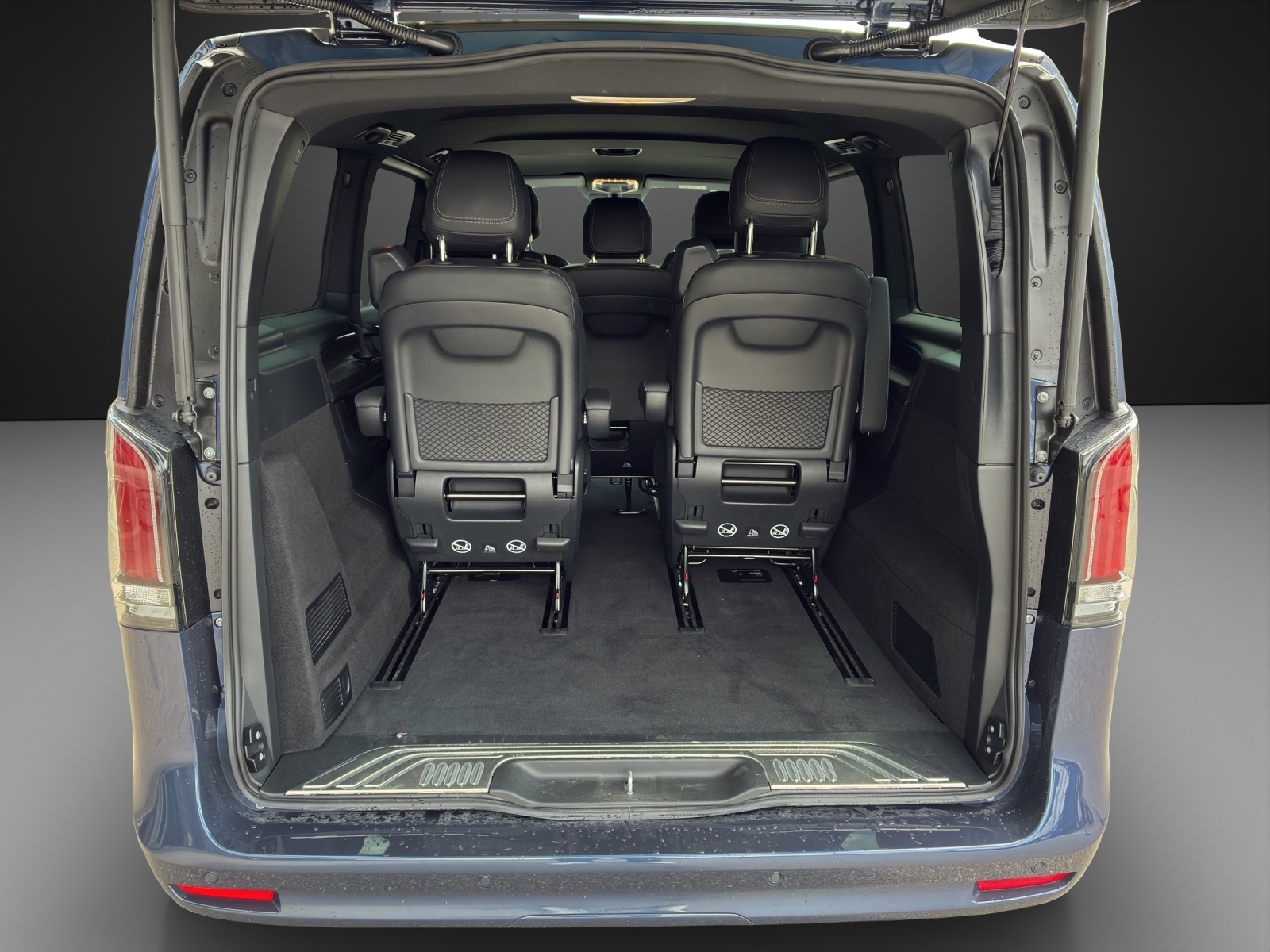 MERCEDES-BENZ V 300 d lang Exclusive 4Matic 9G-Tronic-image-10
