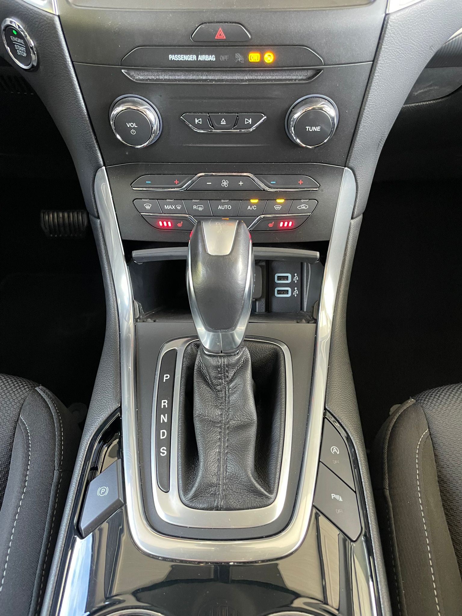 FORD S-Max 2.0 TDCi 180 Titanium FPS-image-8