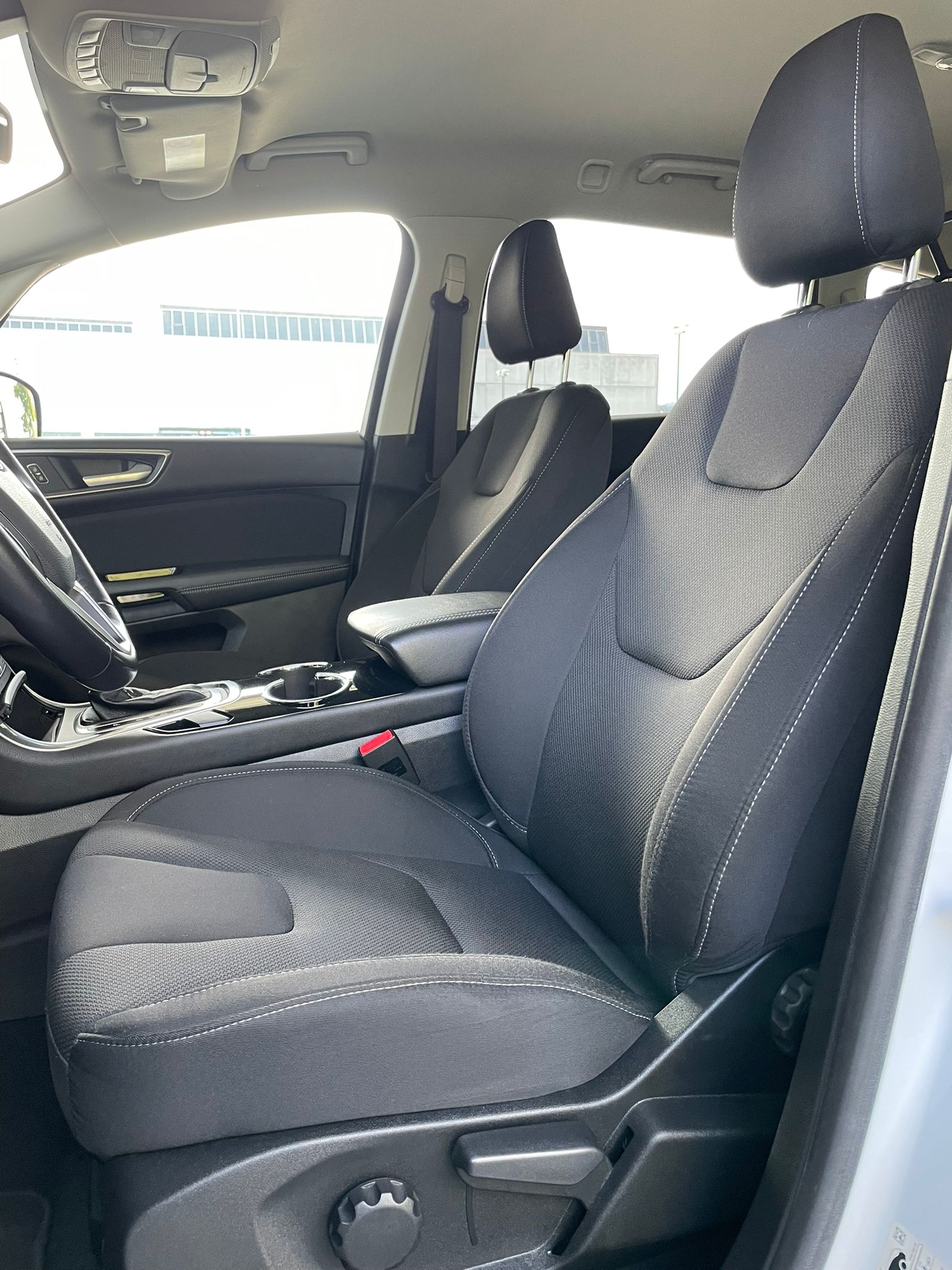 FORD S-Max 2.0 TDCi 180 Titanium FPS-image-5