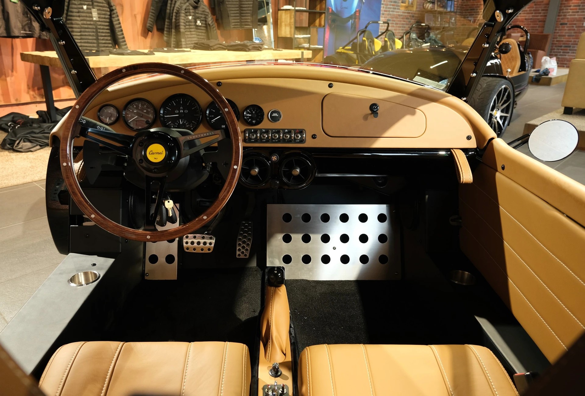 VANDERHALL Carmel GT-image-6