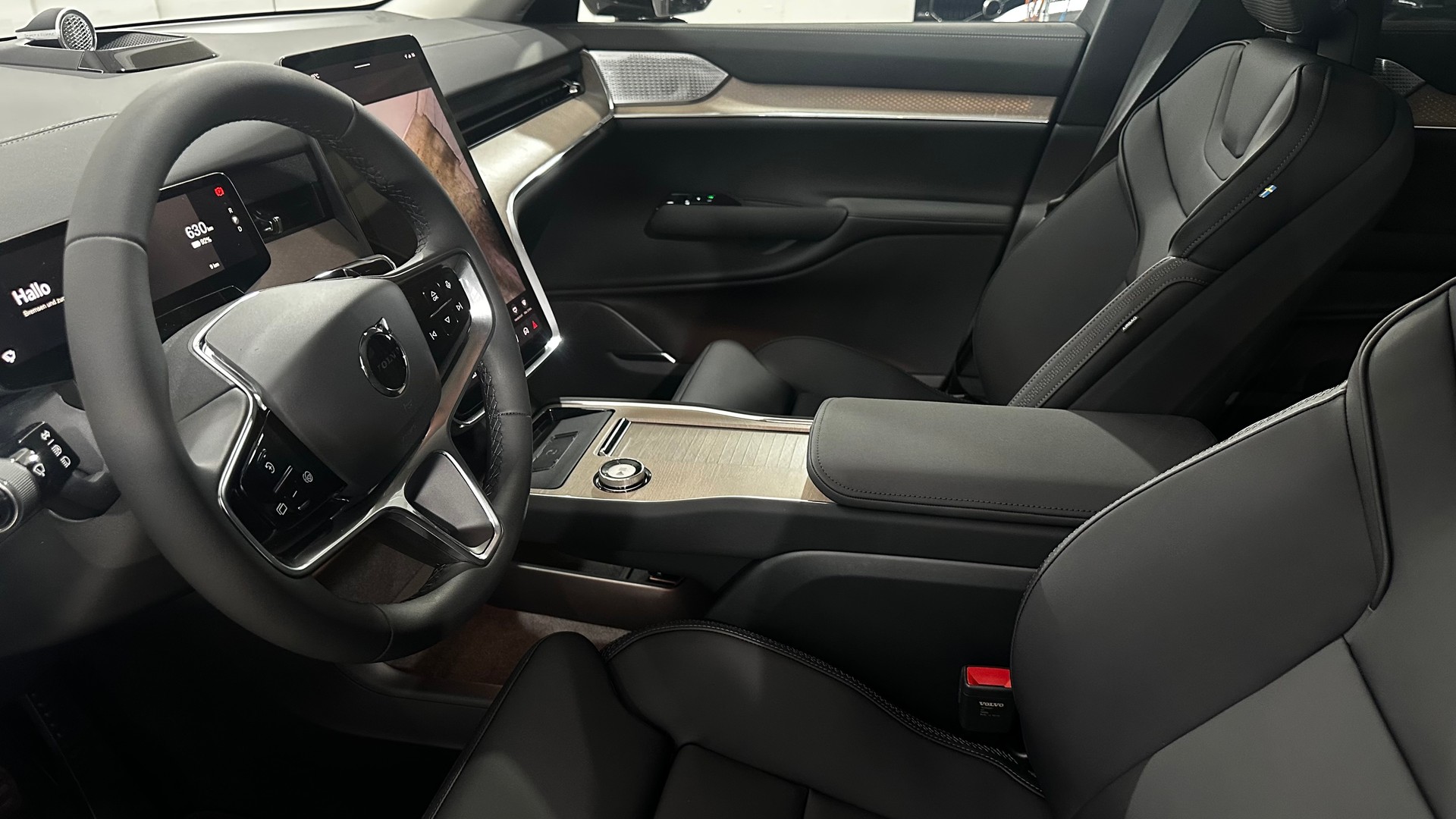 VOLVO EX 90 Twin Ultra AWD-showroom-element-3
