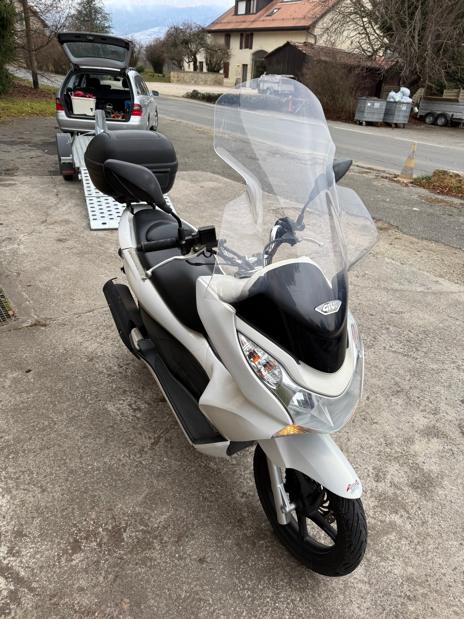 HONDA PCX 125 i-image-3