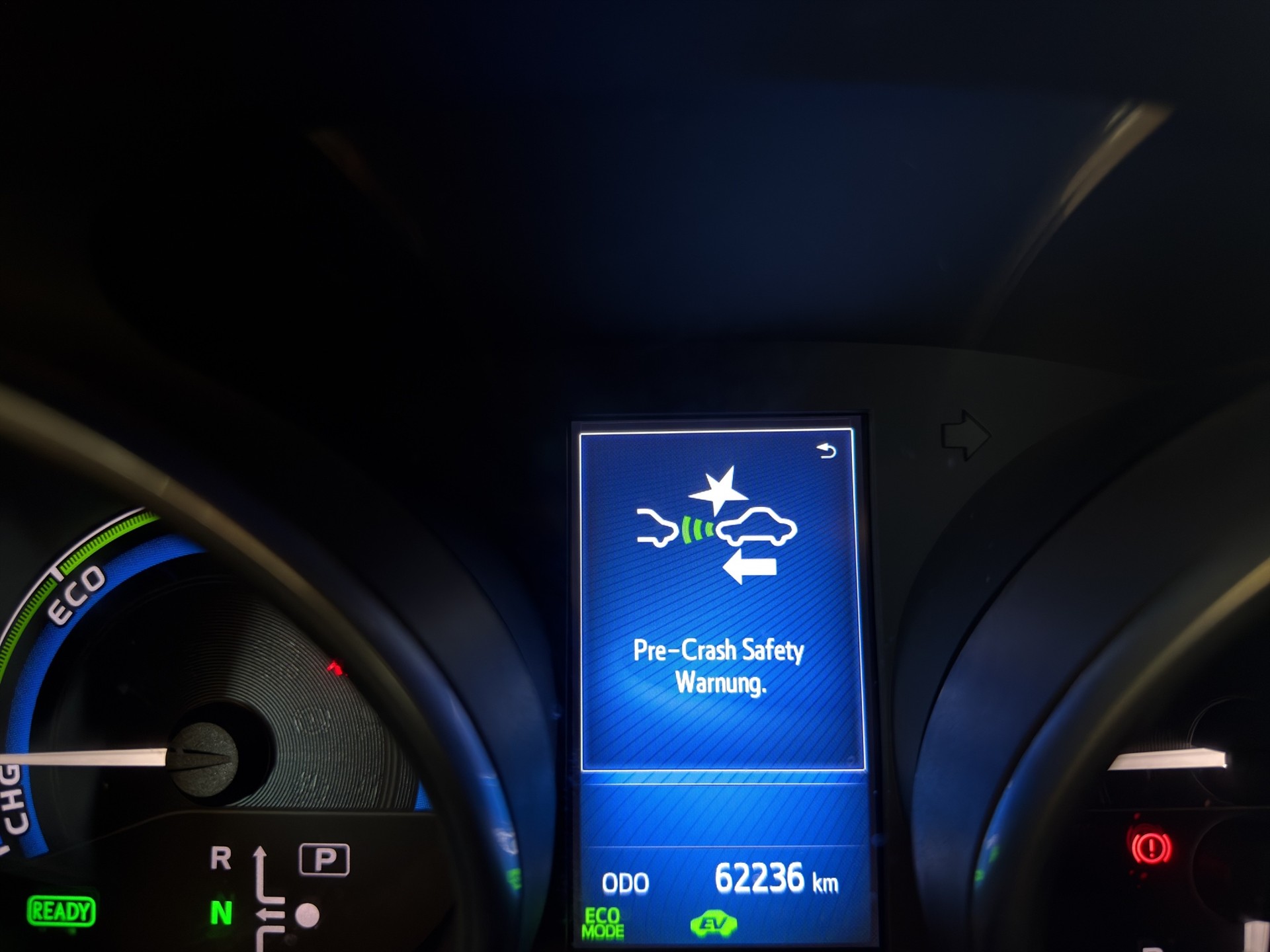 TOYOTA Auris 1.8 HSD Limited e-CVT*TOP ZUSTAND*TOP AUSSTATTUNG*-image-14