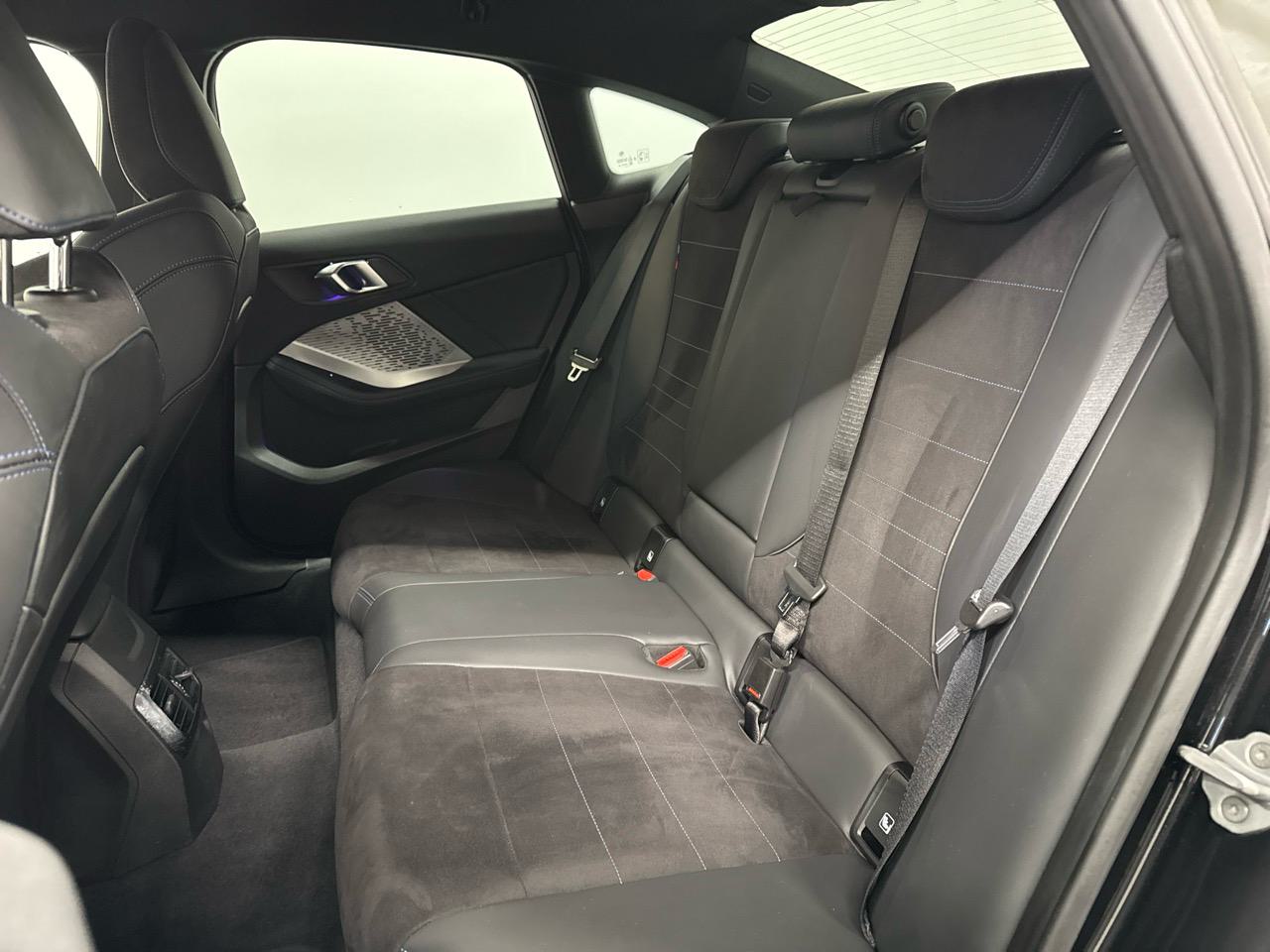 BMW 220 Gran Coupé 48V M Sport Steptronic-image-5