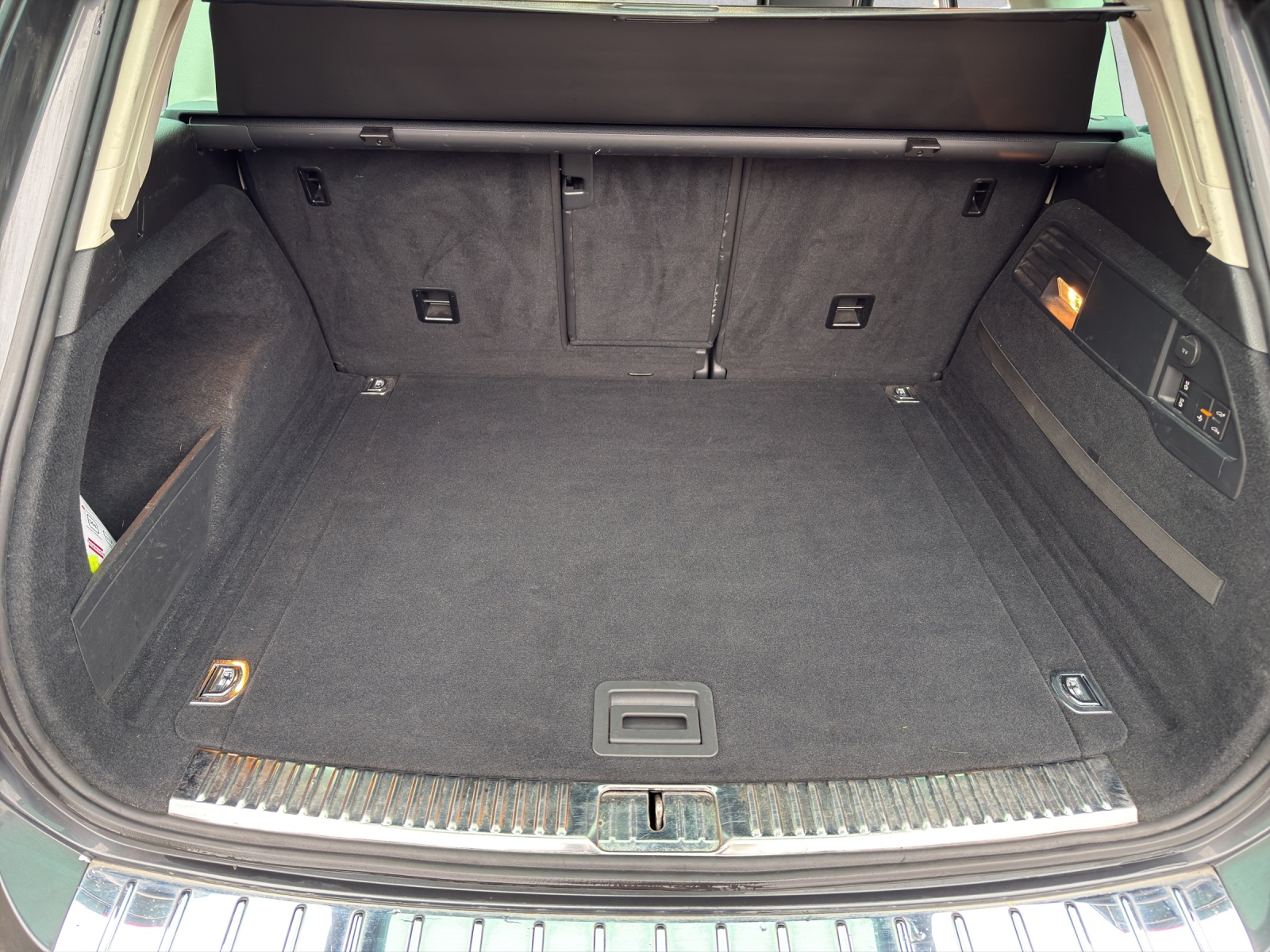 VW Touareg 3.0 TDI BlueMotion Technology Tiptronic-image-17