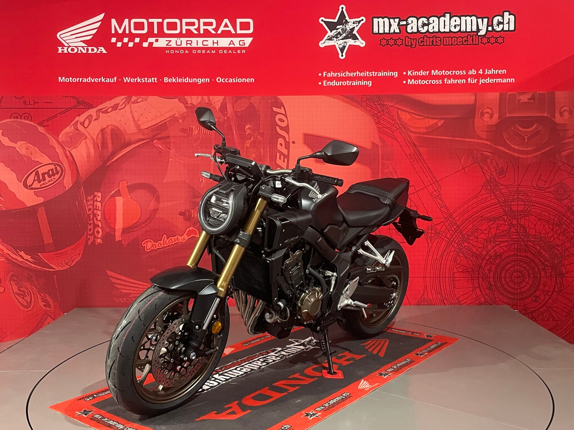 HONDA CB650R E-Clutch**Modell 2026**Neufahrzeug***Matte Gunpowder Black Metallic*-image-3
