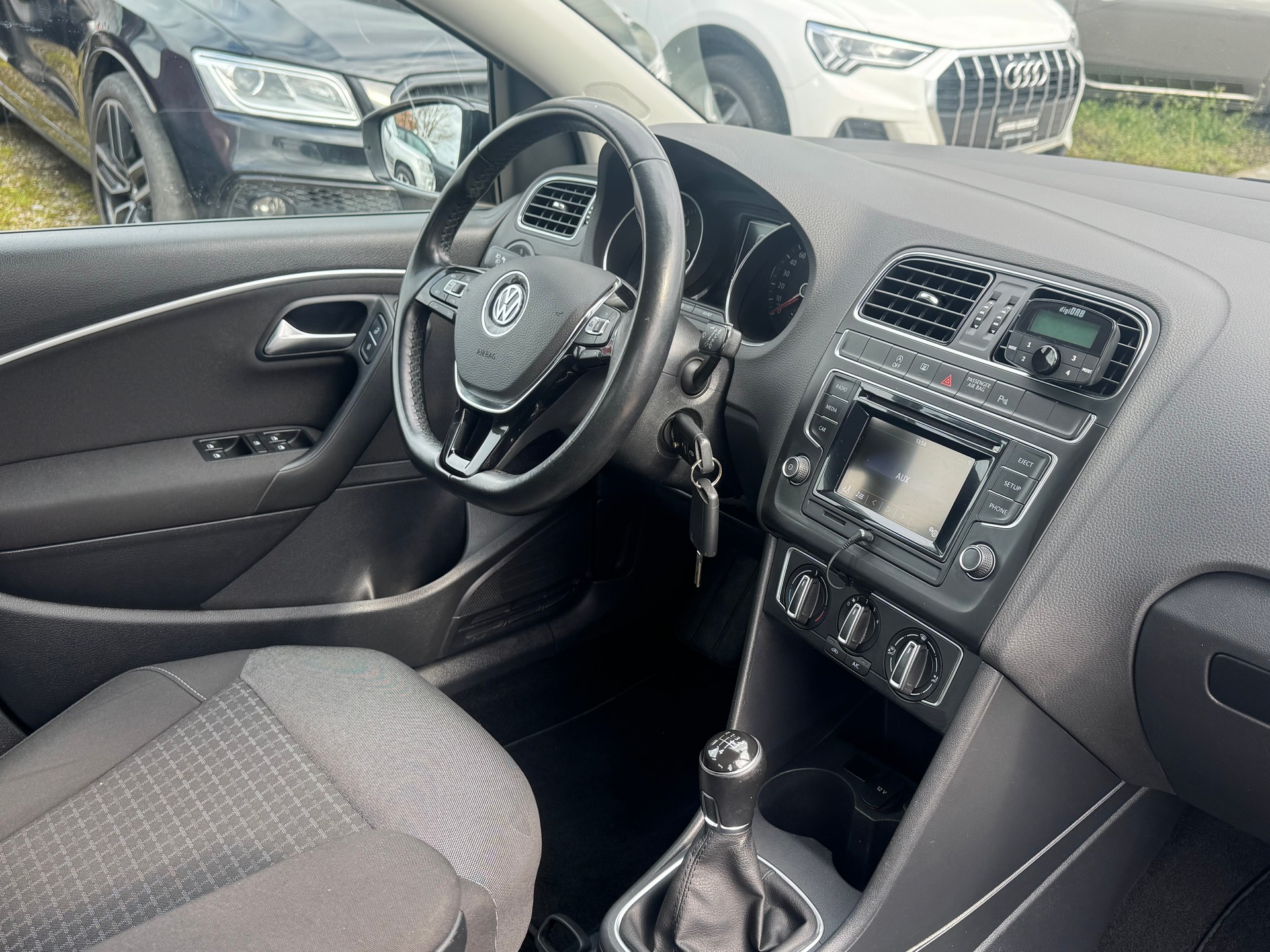 VW Polo 1.2 TSI BMT Comfortline-image-6
